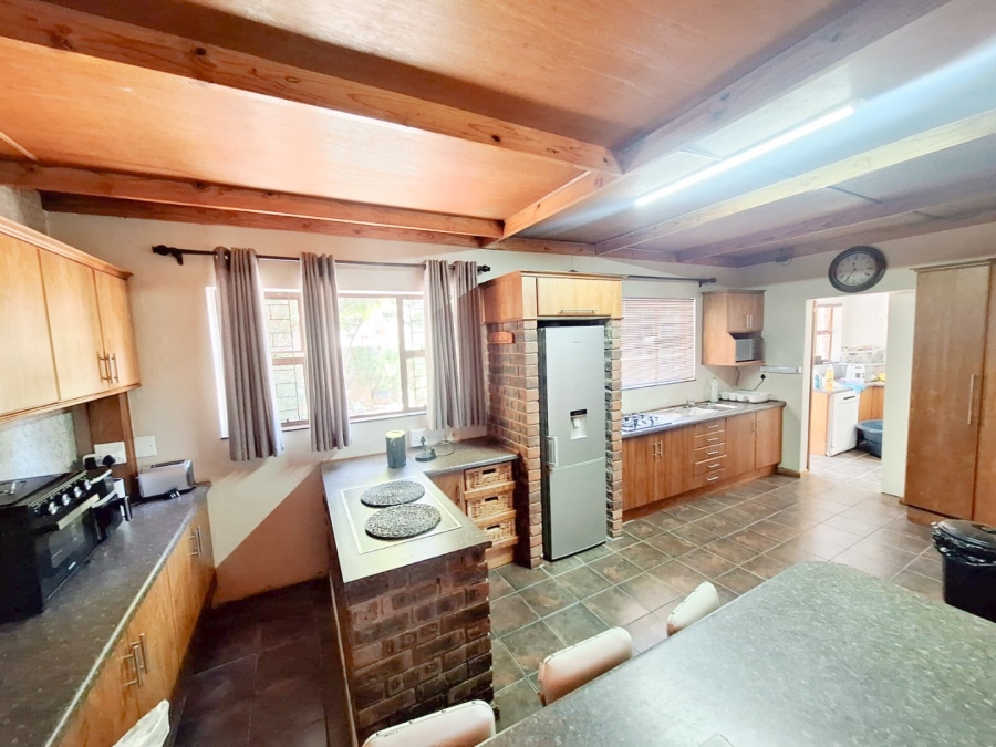 12 Bedroom Property for Sale in Pellissier Free State